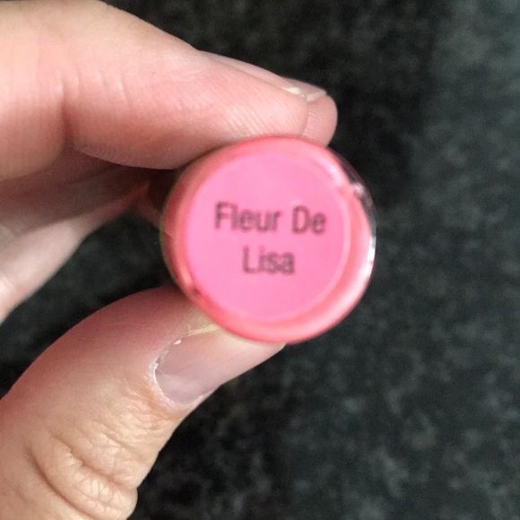 Fleur de Lisa LipSense Still Sealed - Picture 3 of 5